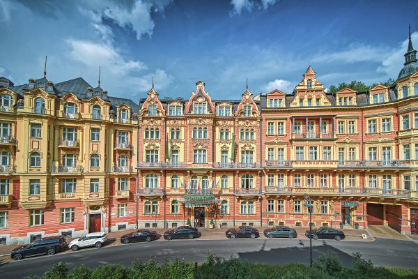 CARLSBAD PLAZA Medical Spa & Wellness (Karlsbad)